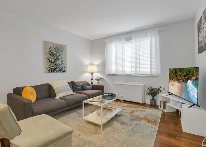Cozy 2 Bedroom In Short North Convenient Parking *